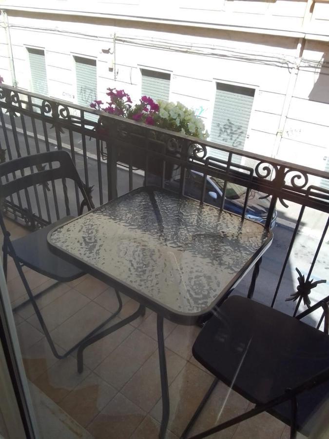 Domus Nikolai Hotel Bari Luaran gambar