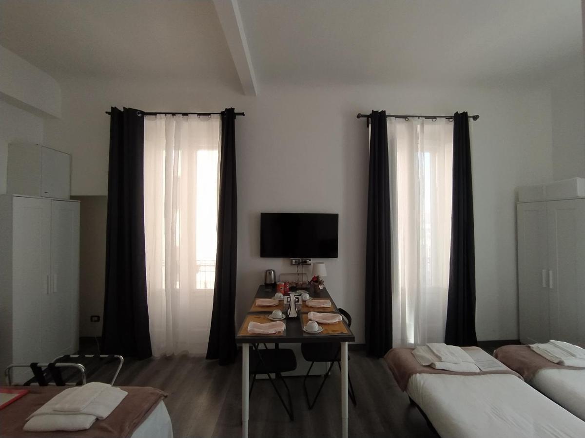 Domus Nikolai Hotel Bari Luaran gambar