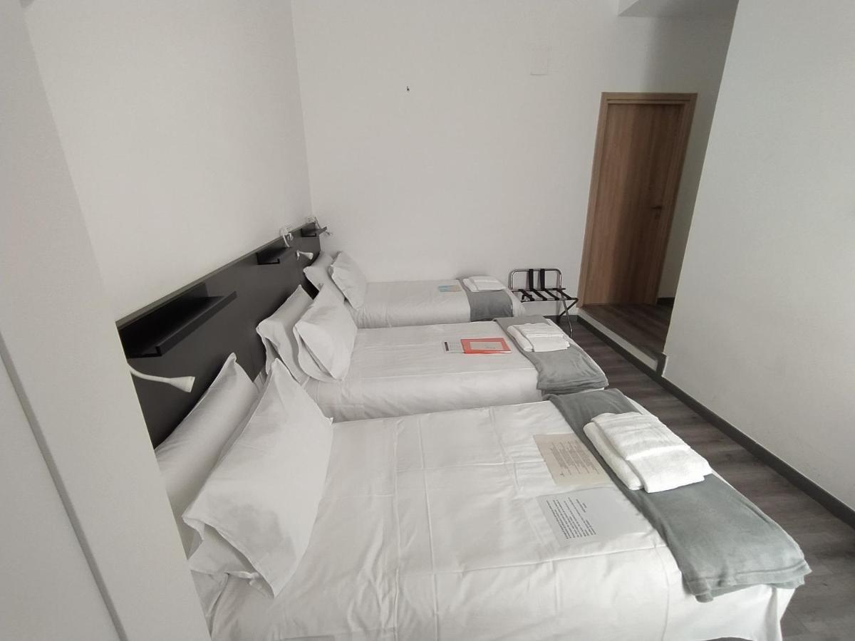 Domus Nikolai Hotel Bari Luaran gambar