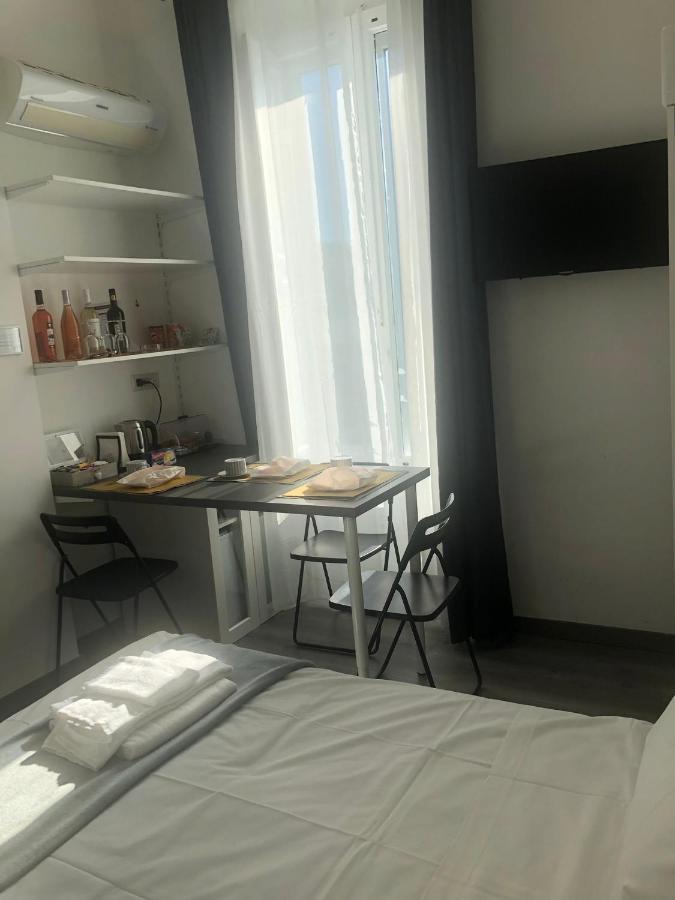 Domus Nikolai Hotel Bari Luaran gambar