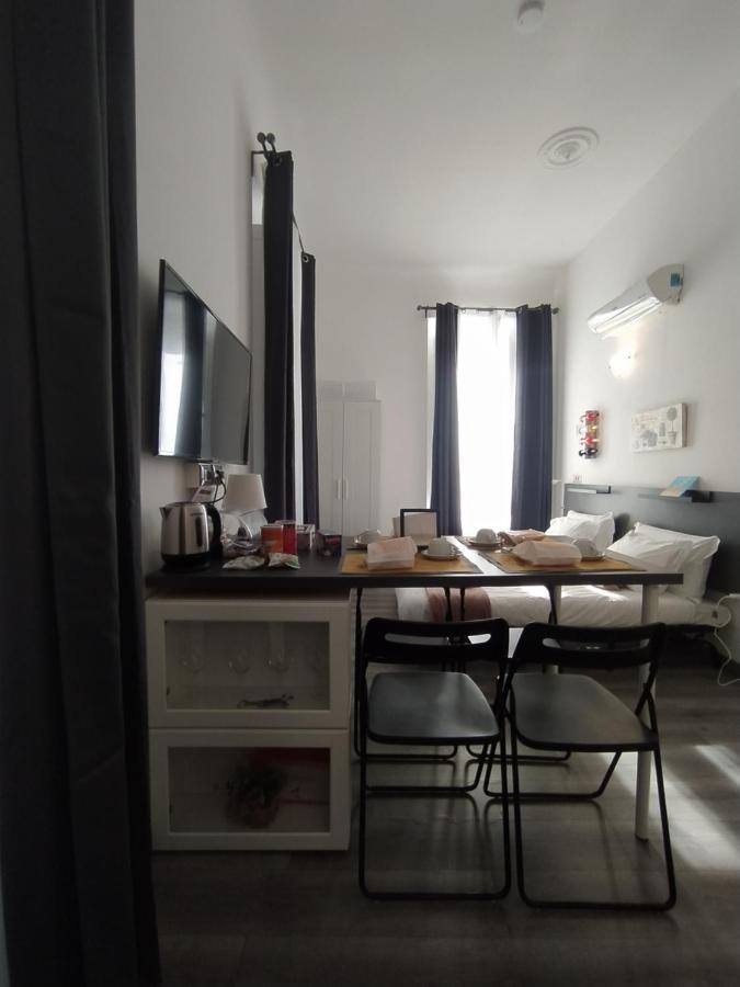 Domus Nikolai Hotel Bari Luaran gambar