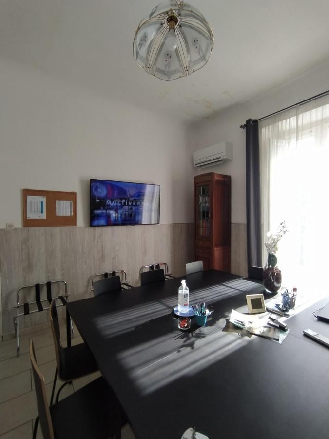 Domus Nikolai Hotel Bari Luaran gambar