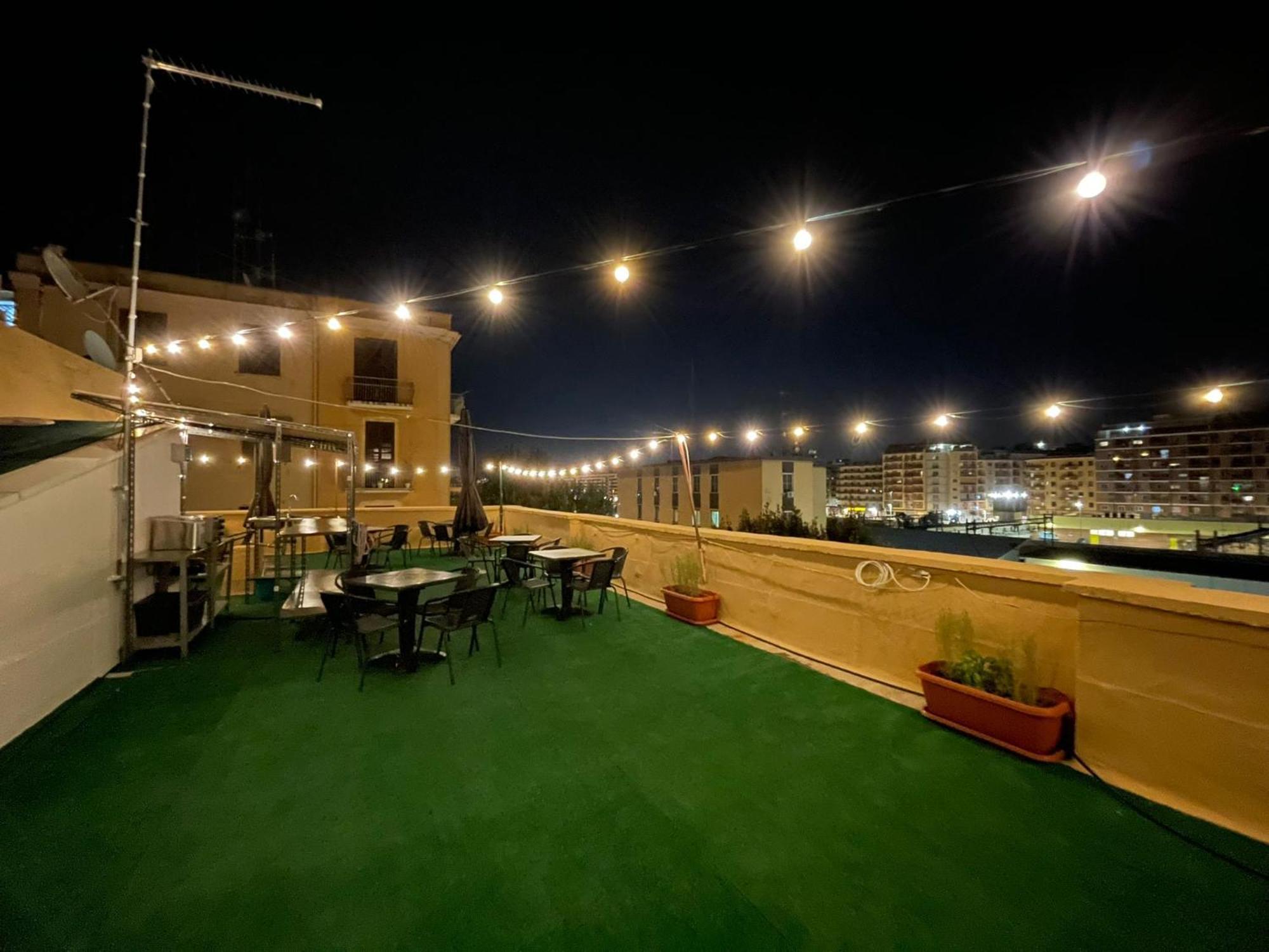 Domus Nikolai Hotel Bari Luaran gambar